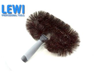 Lewi Soft Bristle Fan Brush