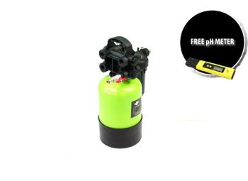 Solarwash 8 Litre Portable Solar Panel Cleaning System